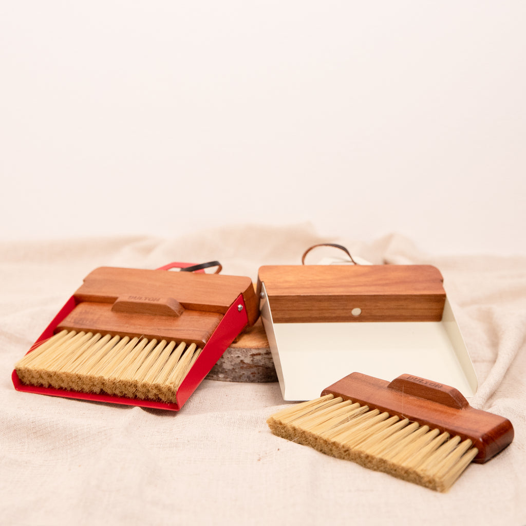 DULTON DUSTPAN & BRUSH RED｜ダルトン ダストパン & ブラシ レッド